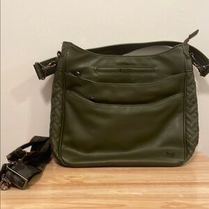 Lug Cable Car classic VL crossbody bag. Olive Green with camo lining.